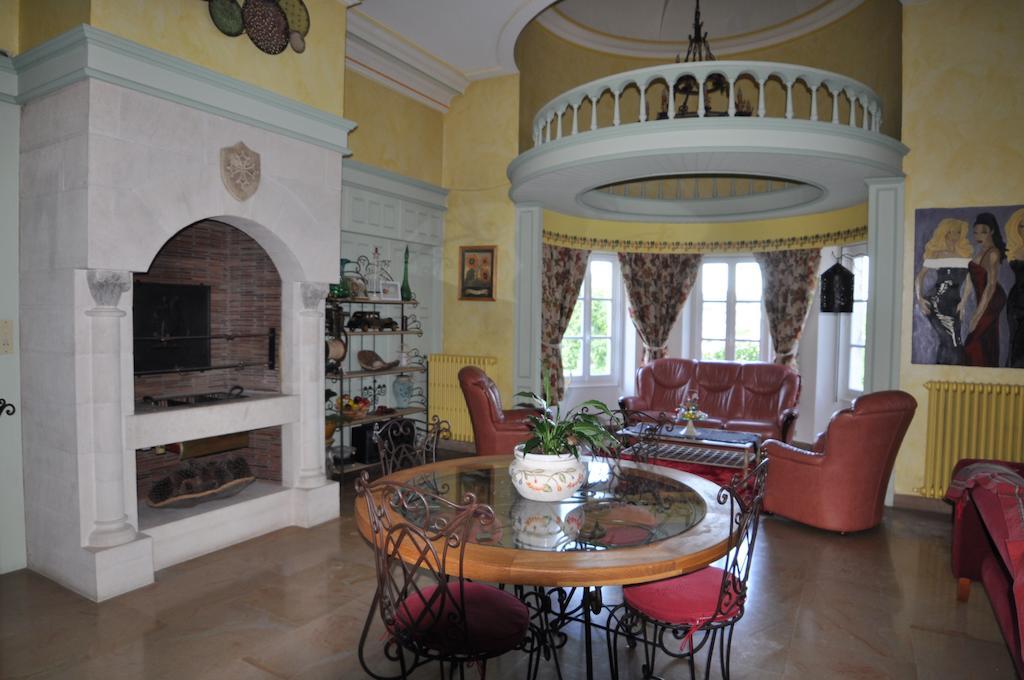 Domaine Le Bourdet Villa Saint-Sauveur-de-Cruzières Room photo